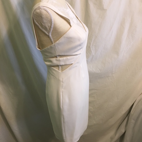 Dress - Picture 4 of 6